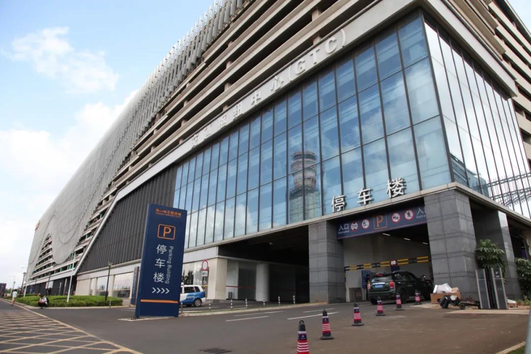 商業(yè)停車場